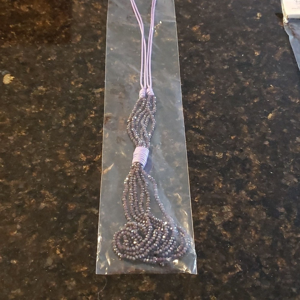 Lot of 20 NWT Long Necklaces, some with earrings. - Picture 8 of 9